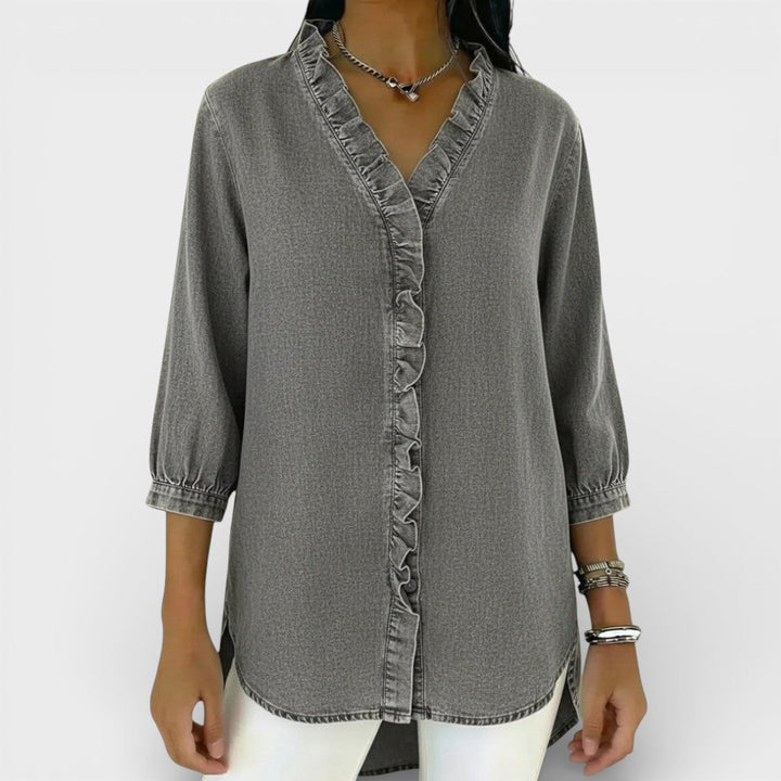 Valantomode | Blouse with Elegant Ruffles