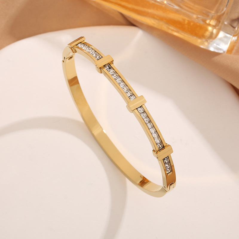 Valantomode | Heavyweight Gold Plated Starlight Bangle for Women