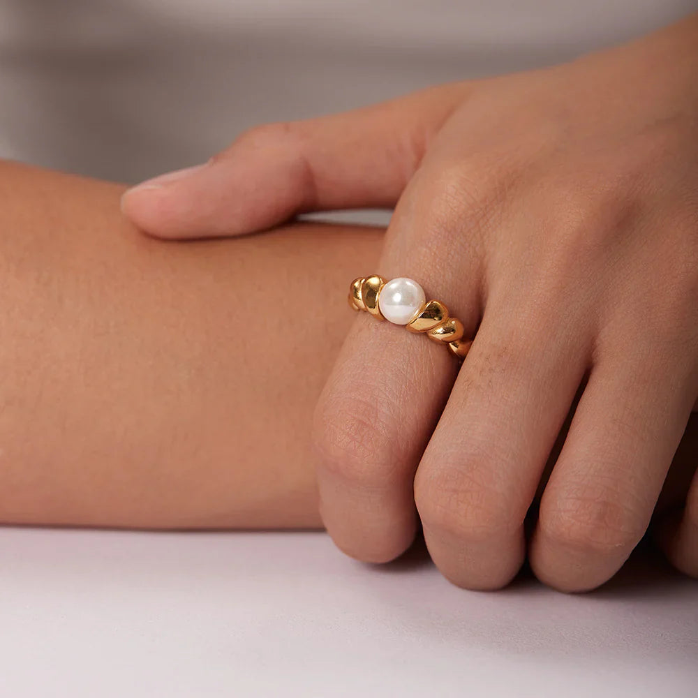 Valantomode | Plated Helical Swirl Ring with Freshwater Pearl for Women