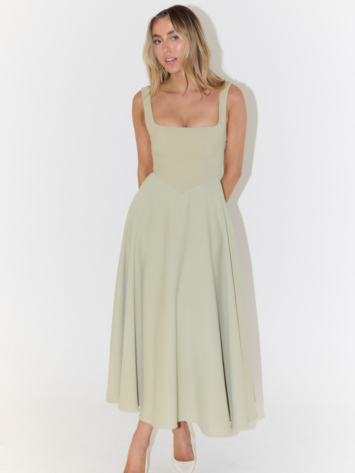 Valantomode | Effortless Grace Dress for Everyday and Special Occasions
