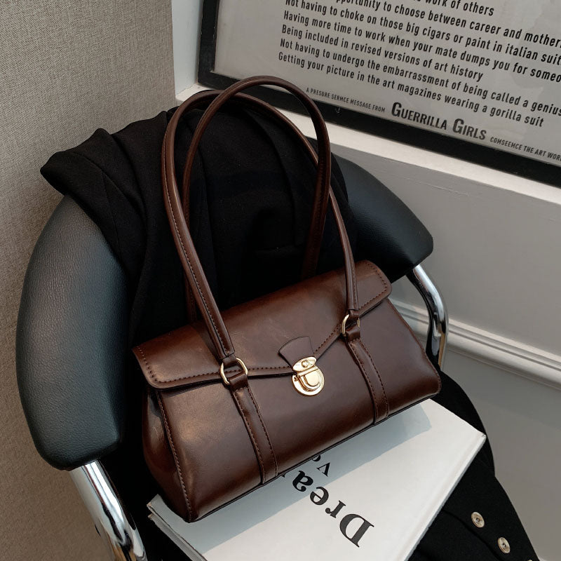 Valantomode | The Veridian Heritage Garrison – Women's Premium Vintage-Inspired Vegan Leather Shoulder Bag