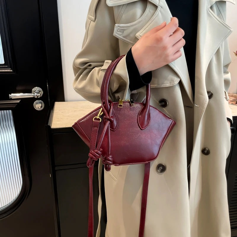 Valantomode | Millie Archival Courier – Premium Vegan Leather 2-in-1 Handbag & Crossbody