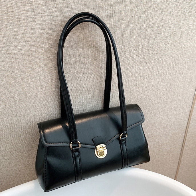 Valantomode | Women’s Heritage Leather Shoulder Bag – Timeless Legacy & Tactical Elegance