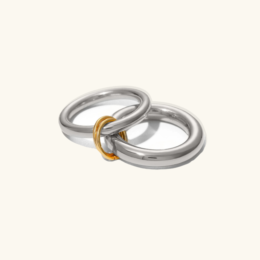 Valantomode | Plated Interlocking Dual-Band Sculptural Ring for Women