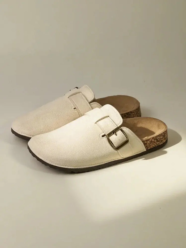 Valantomode | Women's Flat Slippers - Comfortable & Stylish