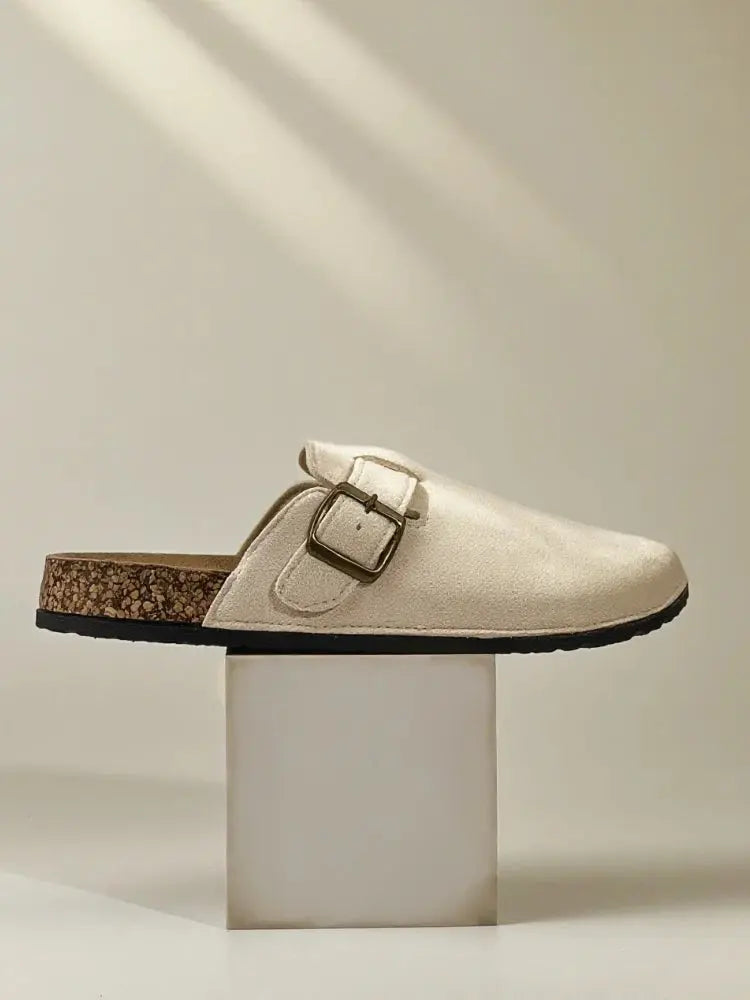 Valantomode | Women's Flat Slippers - Comfortable & Stylish