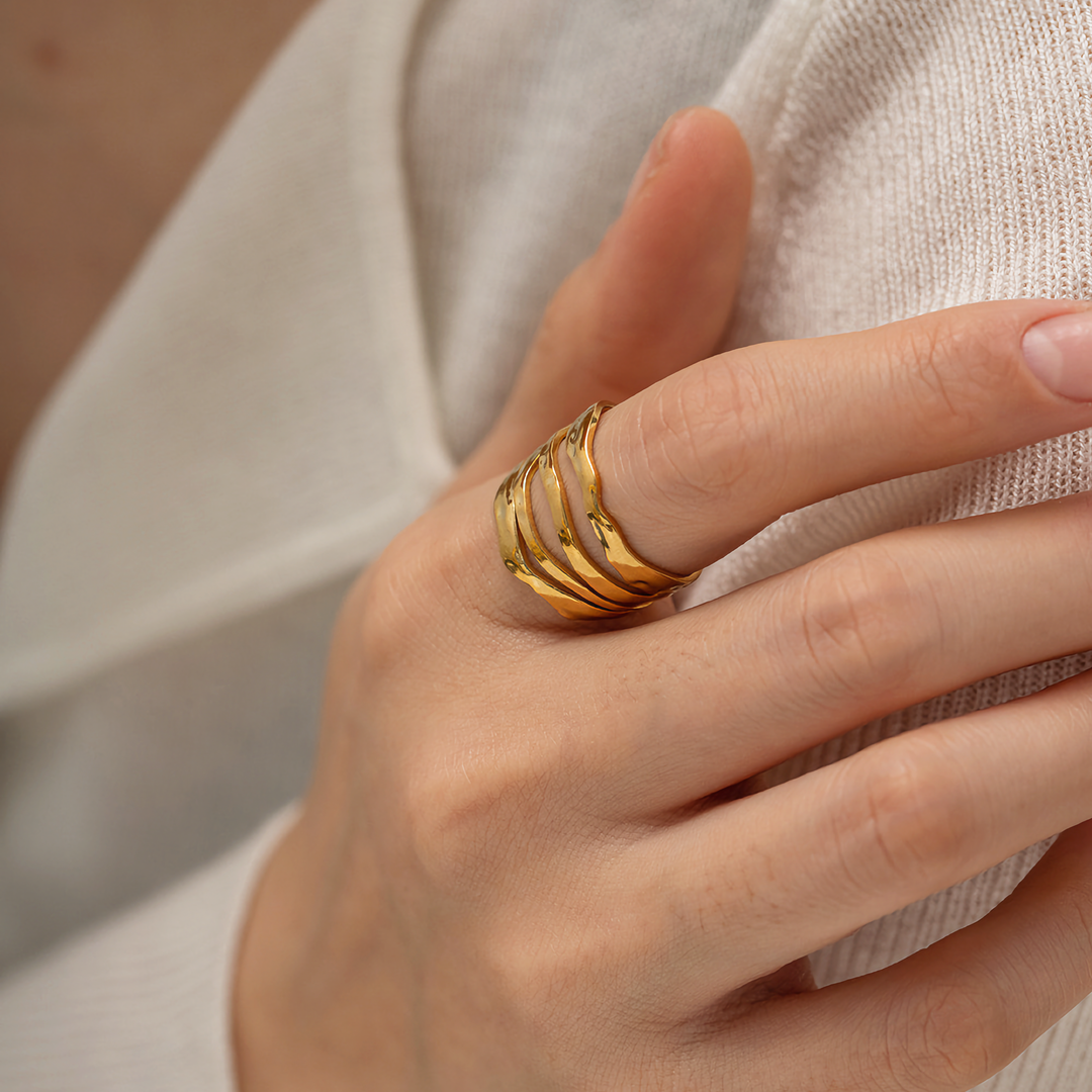 Valantomode | Plated Dolly Ripple Ring with Undulating Strata Architecture and Open-Ended Geometry