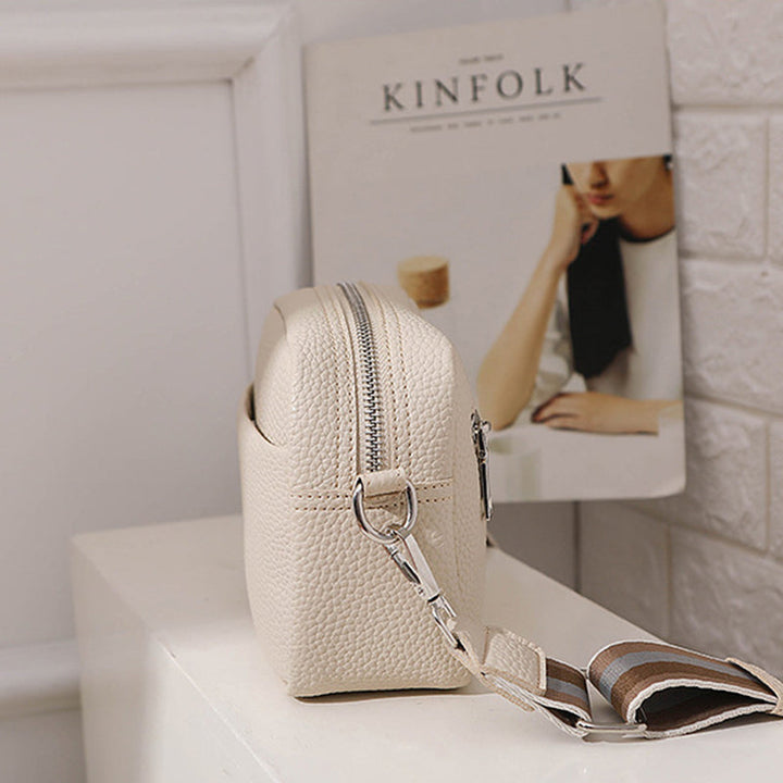 Valantomode | Aura Kinetic Sentry – Compact Executive Shoulder Bag with Contrast Statement Strap