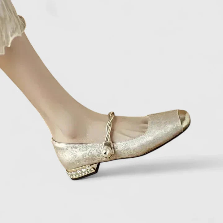 Valantomode | Comfortable Mary Jane Shoes for Everyday Wear and Support