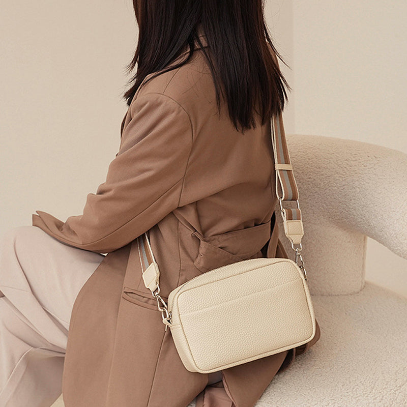 Valantomode | Aura Kinetic Sentry – Compact Executive Shoulder Bag with Contrast Statement Strap
