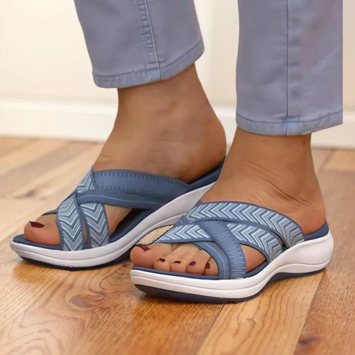 Valantomode | Sandals with Holiday Design