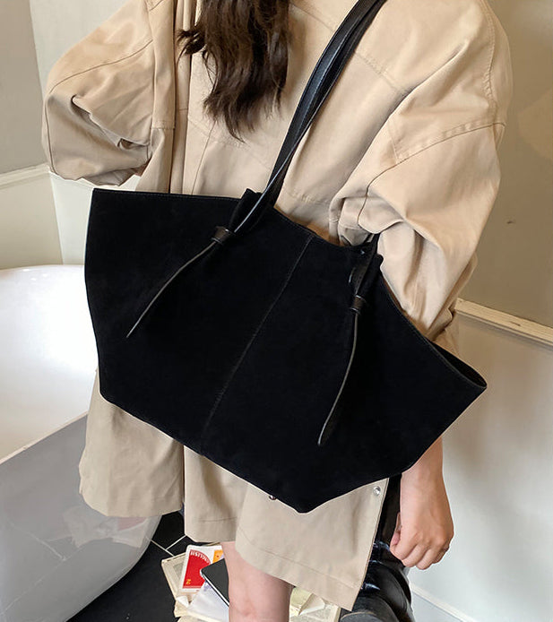 Valantomode | Velvet Goliath Garrison – Oversized Premium Vegan Suede Coffee Tote for Winter Logistics