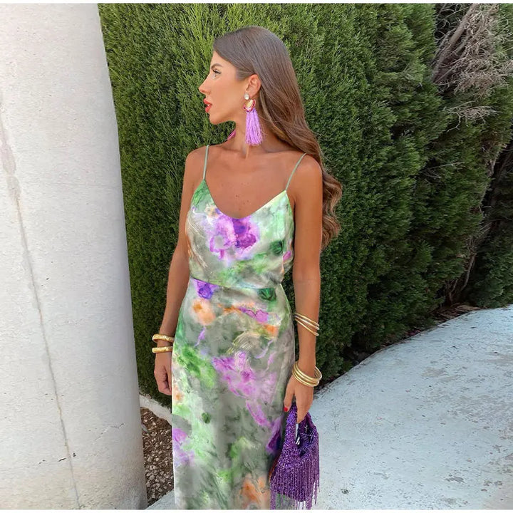Valantomode | Stylish Maxi Dress with Colorful Tie Dye and Scarf Accessory