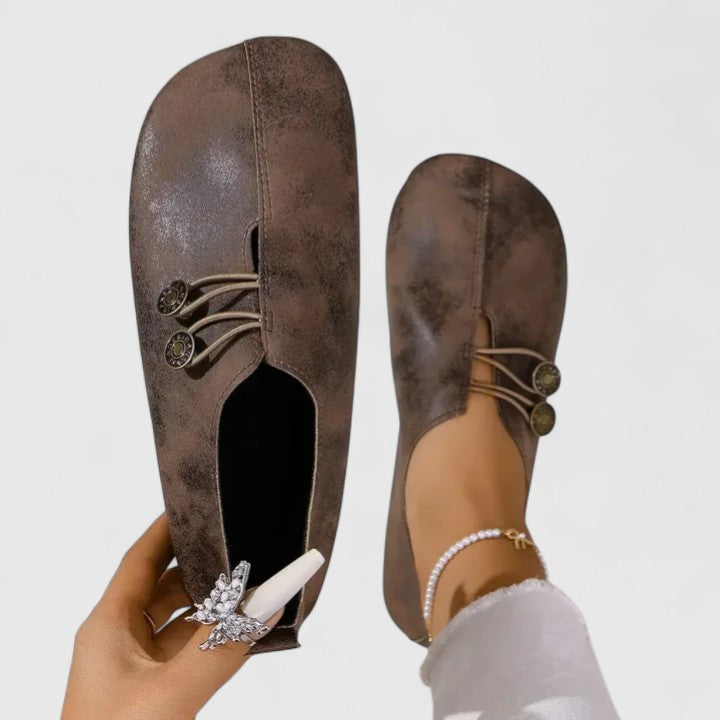 Valantomode | Loafers with Elegant Design