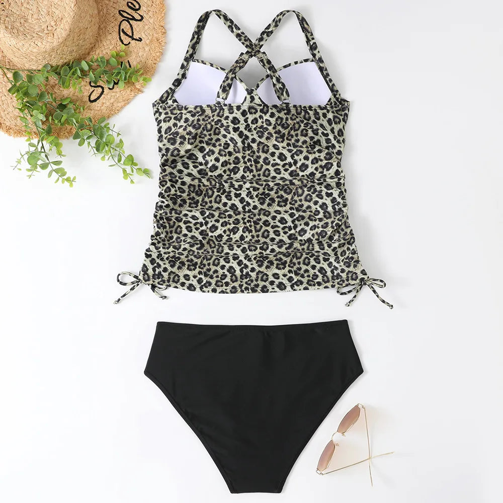 Valantomode | Stylish Tankini Set with Comfortable Shorts for the Beach