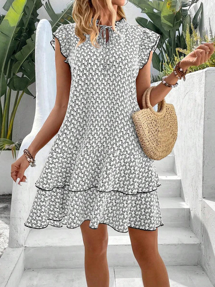 Valantomode | Dress - Classic Elegance