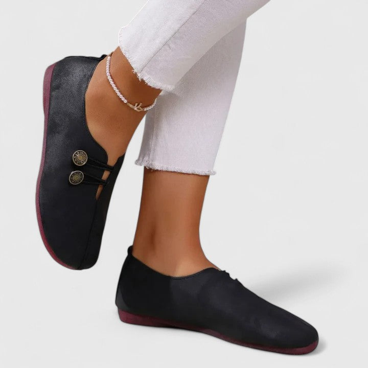 Valantomode | Loafers with Elegant Design
