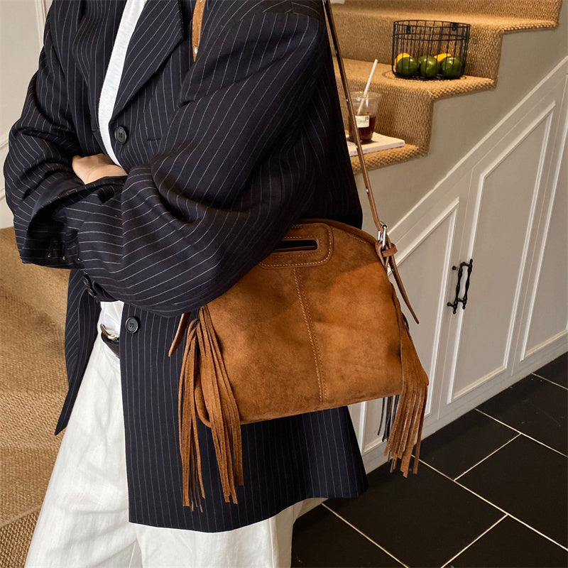 Valantomode | Velvet Cyclus Tassella – Premium Vegan Suede Adjustable Bucket Bag & Crossbody