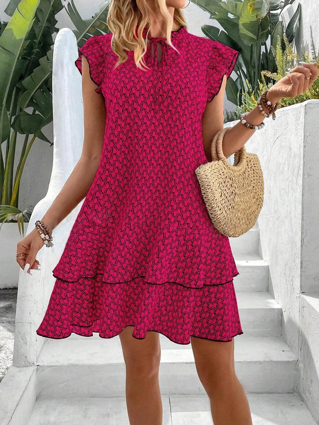 Valantomode | Dress - Classic Elegance