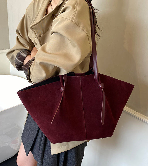 Valantomode | Velvet Goliath Garrison – Oversized Premium Vegan Suede Coffee Tote for Winter Logistics