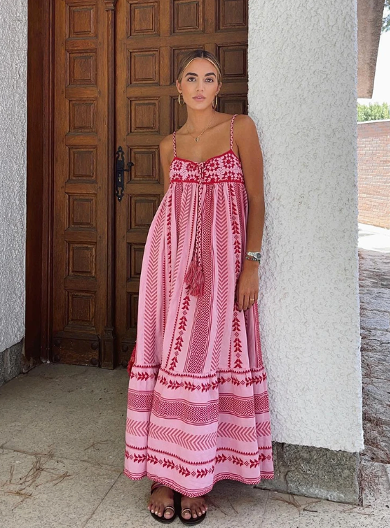 Valantomode | Embroidered Maxi Dress for Effortless Elegance