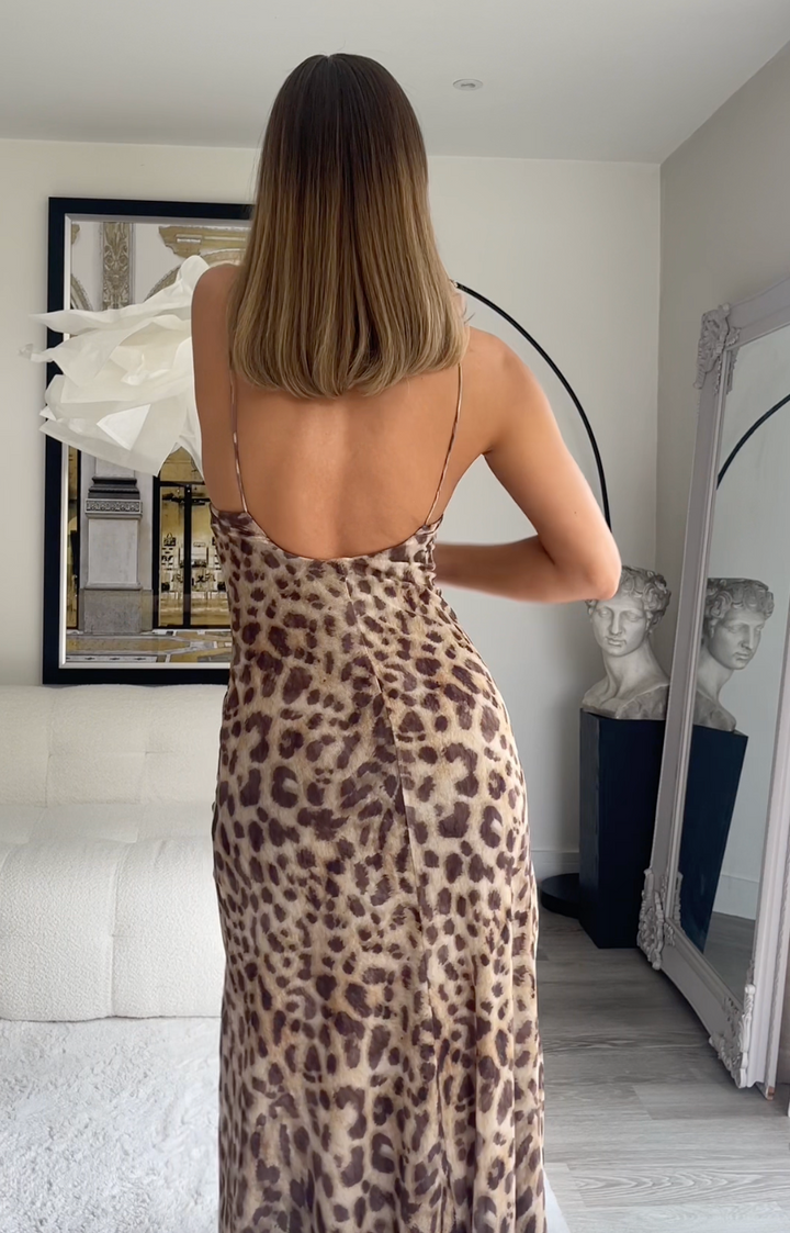 Valantomode | Chic Leopard Print Dress for Bold Fashionistas