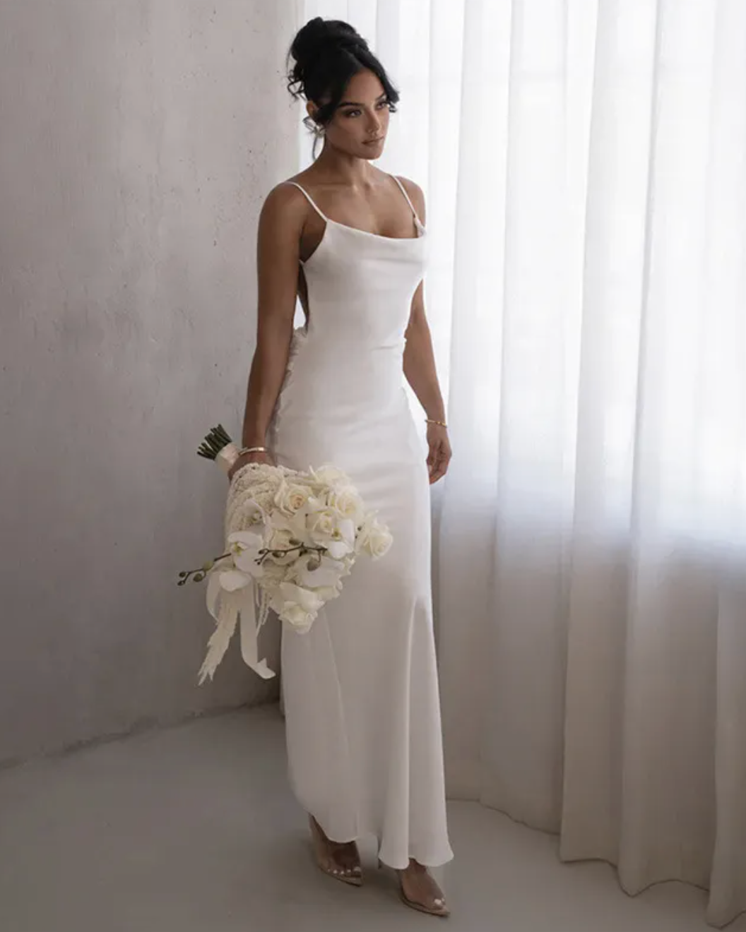 Valantomode | Open Back Maxi Dress for Effortless Elegance