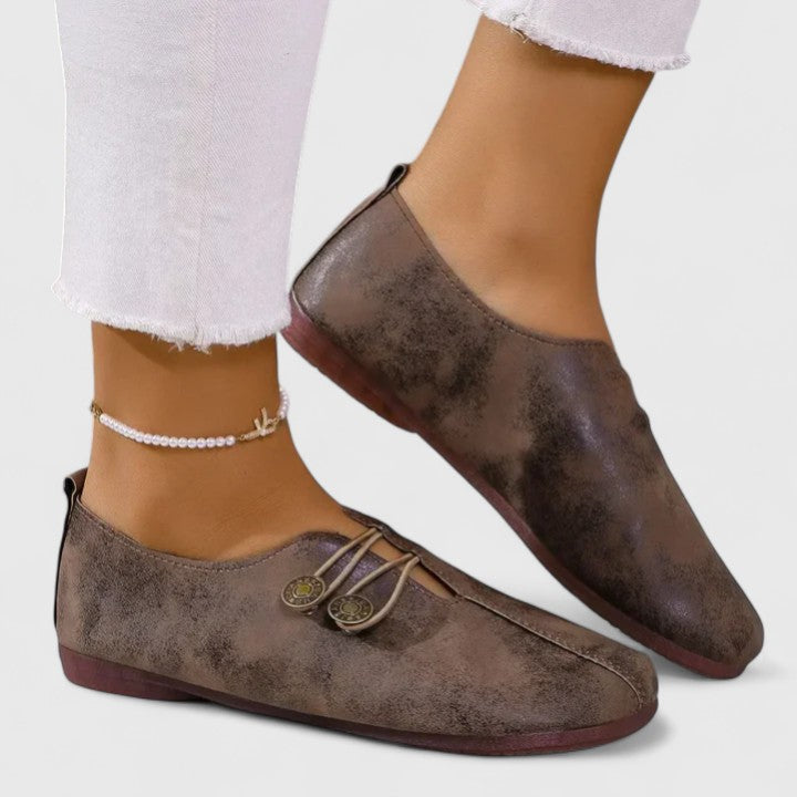 Valantomode | Loafers with Elegant Design