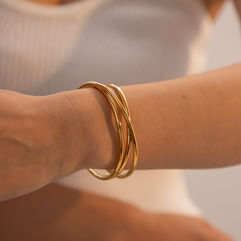 Valantomode | Gold Plated Intertwined Bangle for Women