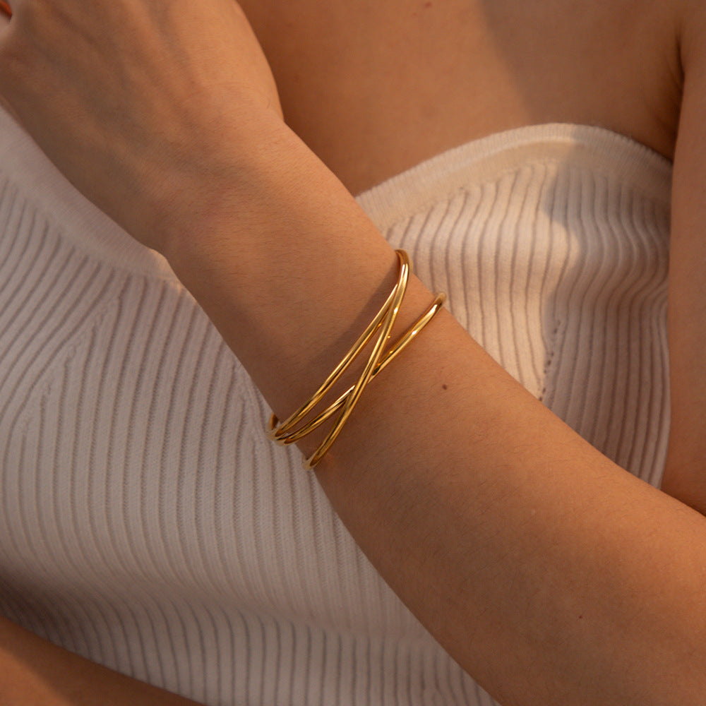 Valantomode | Gold Plated Intertwined Bangle for Women
