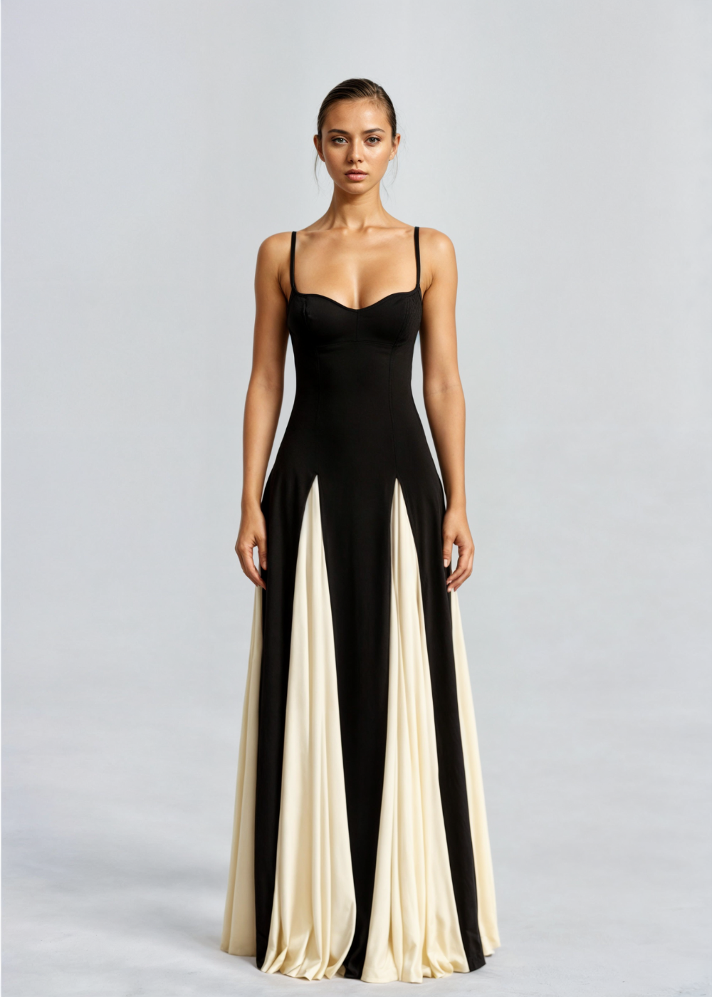 Valantomode | Beautiful Maxi Dress Ideal for Elegant Summer Events