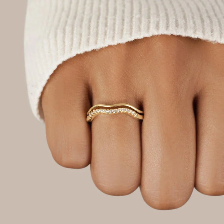 Valantomode | Plated Layered Wave Ring with AAAAA Diamond Simulants for Women