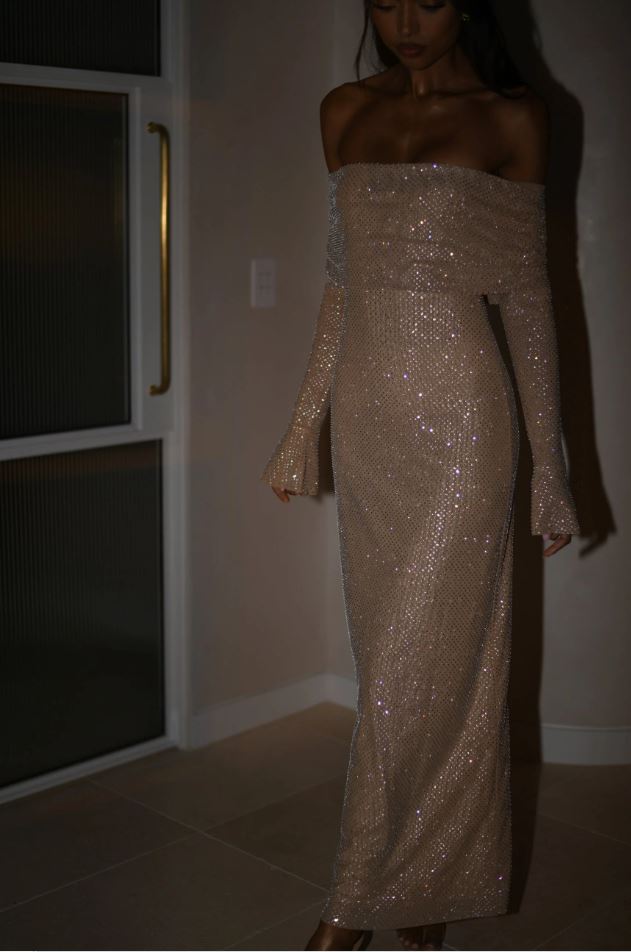 Valantomode | Stunning Strapless Glitter Dress for Stylish Parties