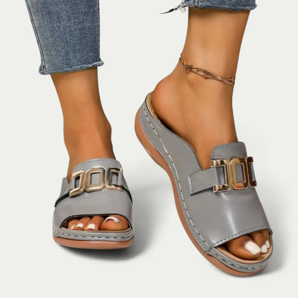 Valantomode | Women's Slip-On Sandals - Chic Comfort & Versatility