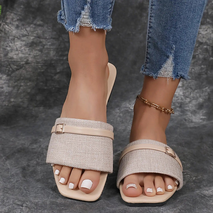 Valantomode | Women's Flat Slippers - Stylish & Comfortable