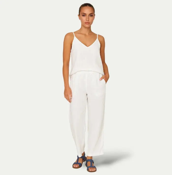 Valantomode | Women's Leather Sandals - Supportive Comfort & Style