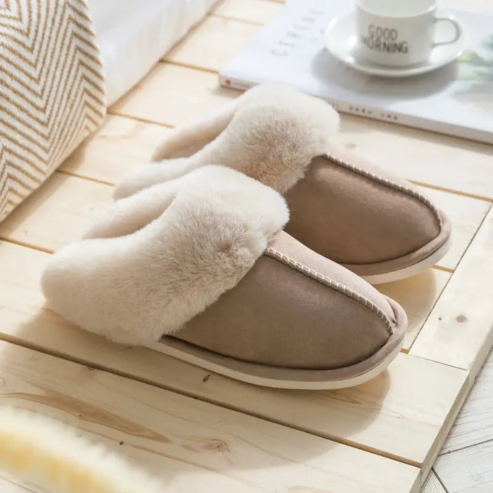 Valantomode | Unisex Velvety Slippers with Thick Sole - Non-Slip Comfort