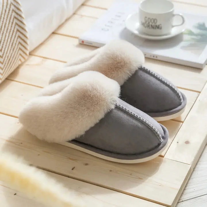 Valantomode | Unisex Velvety Slippers with Thick Sole - Non-Slip Comfort
