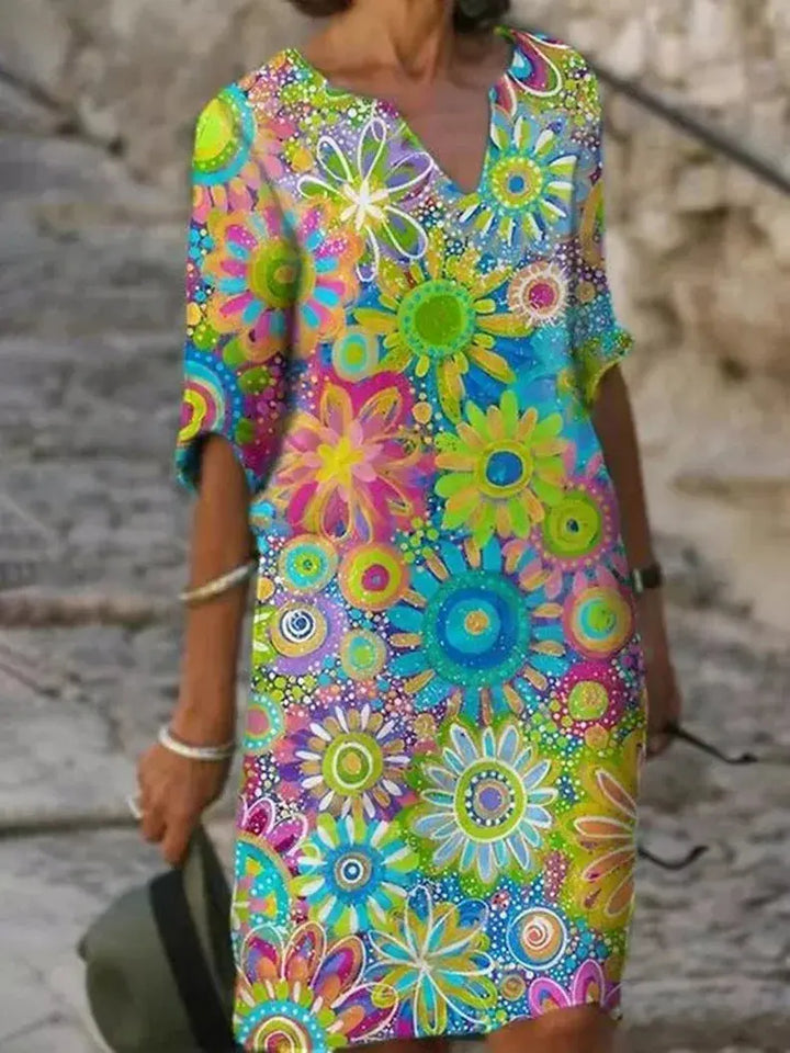 Valantomode | Stylish Floral V-Neck Summer Outfit for Women
