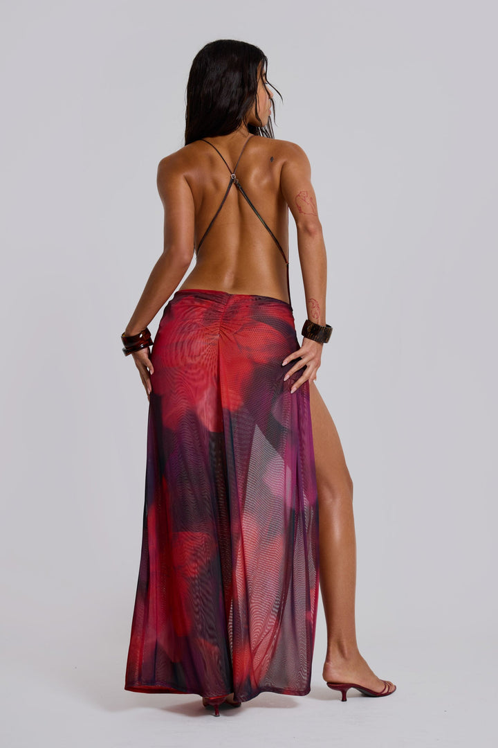 Valantomode | Stylish Red Maxi Dress Ideal for Summer Events and Parties