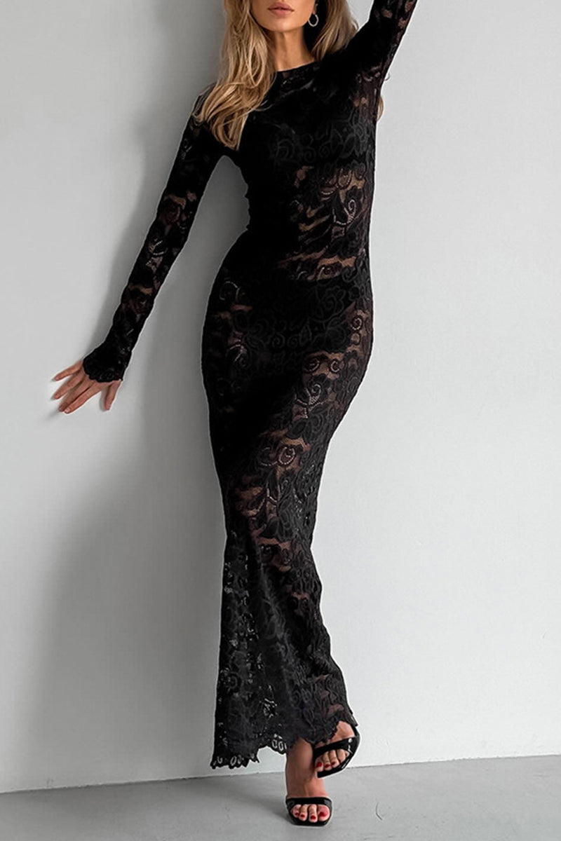 Valantomode | Elegant Maxi Dress with Intricate Lace Overlay