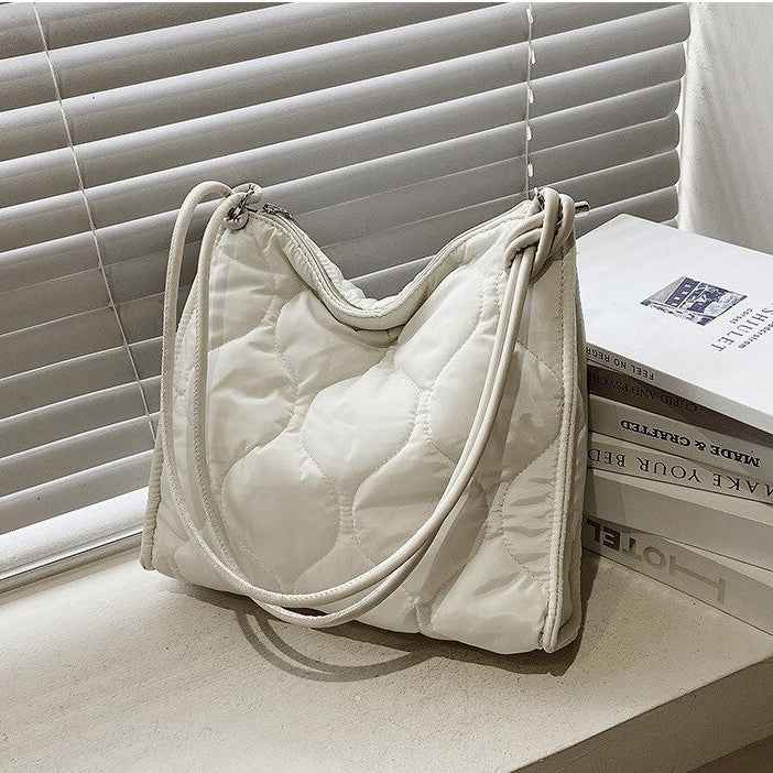 Valantomode | The ‘Aurelius’ Thermal Garrison – Climate Command & Voluminous Utility