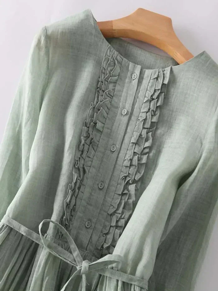 Valantomode | Dress with Classic Vintage Design