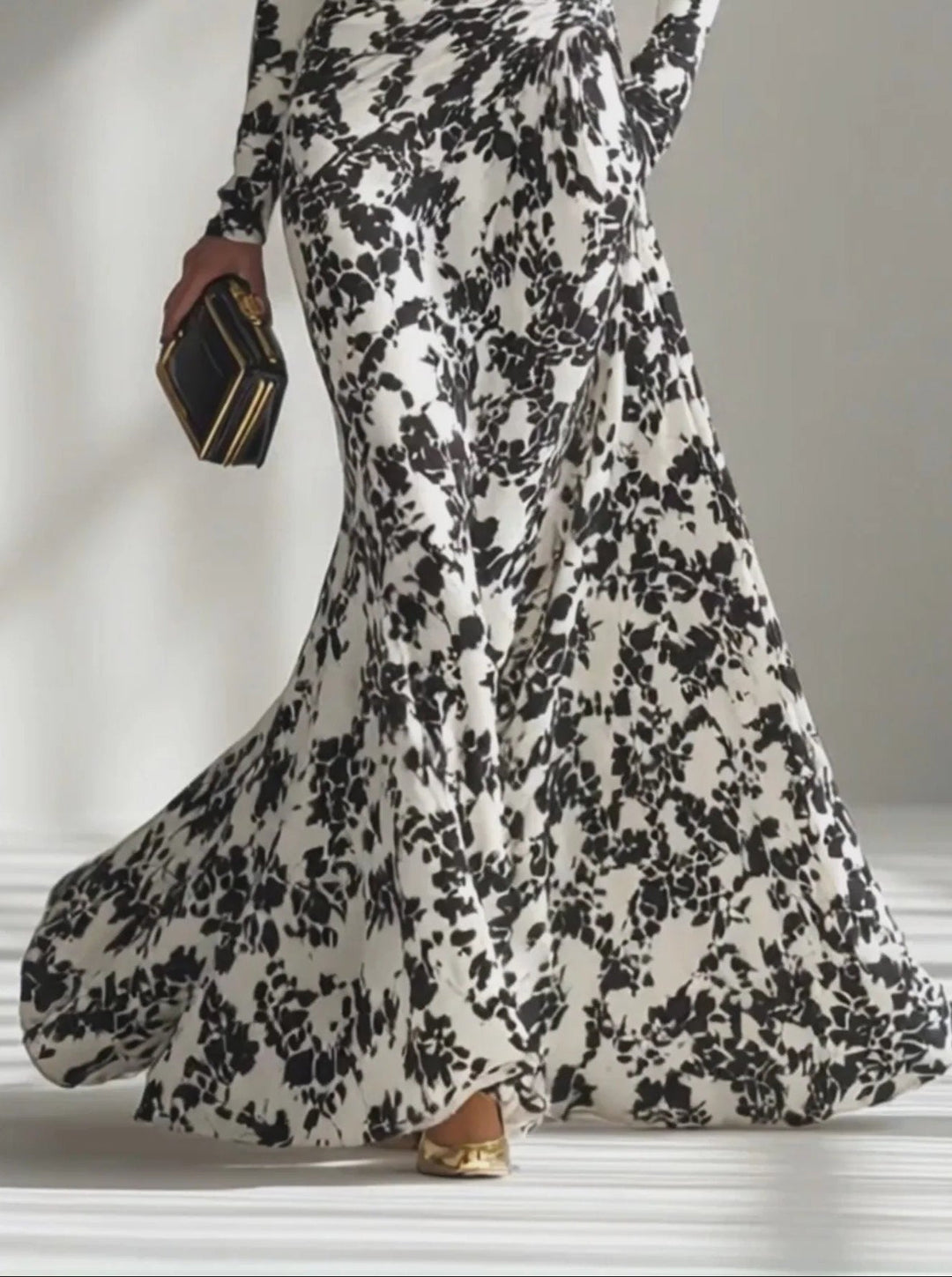 Valantomode | Stylish Black and White Patterned Wrap Dress for Women