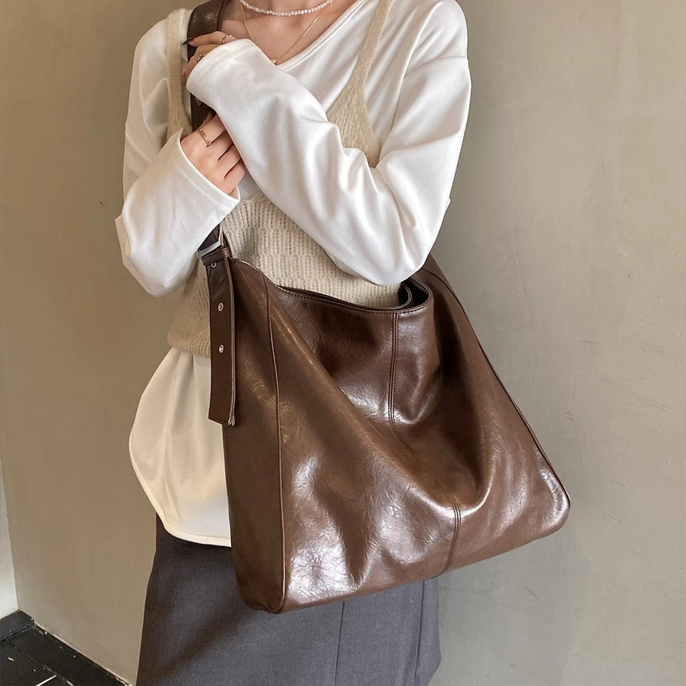 Valantomode | Origin Cyclus Sovereign – Large Capacity Retro Minimalist Bucket Bag & Crossbody