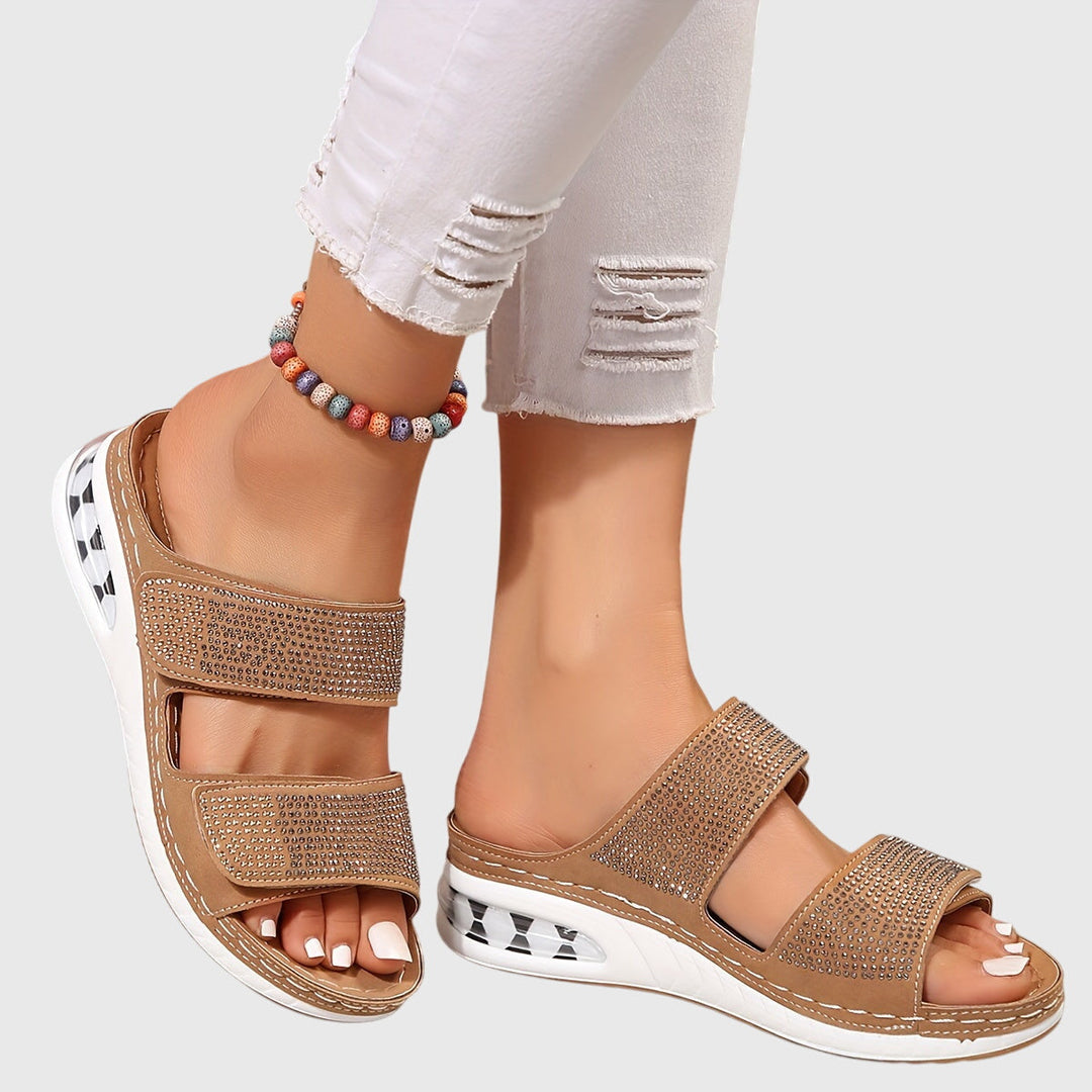 Valantomode | Sandal with Comfortable Design