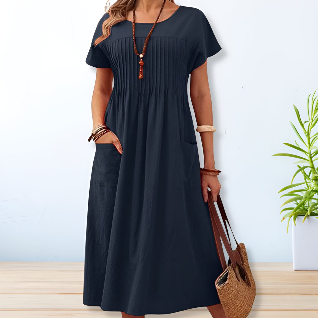 Valantomode | Dress with Relaxed Fit