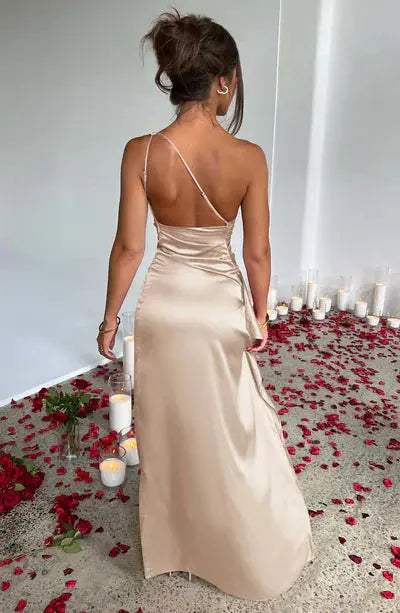 Valantomode | Chic Maxi Dress That Blends Style and Comfort Perfectly