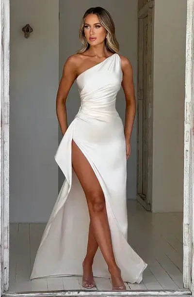 Valantomode | Chic Maxi Dress That Blends Style and Comfort Perfectly