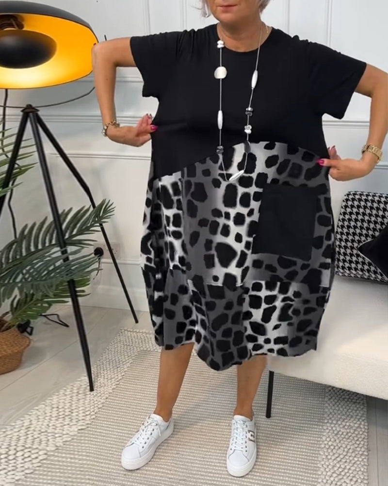 Valantomode | Dress with Animal Print